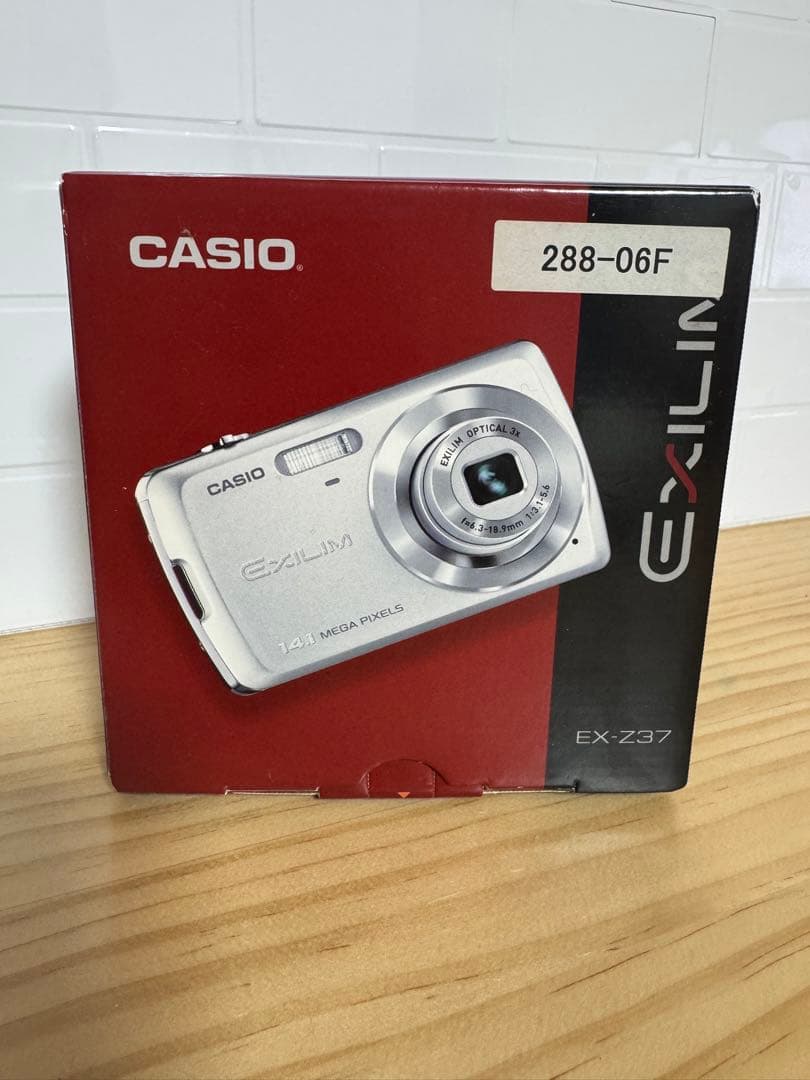 CASIO EXILIM EX-Z37 コンパクトデジタルカメラ