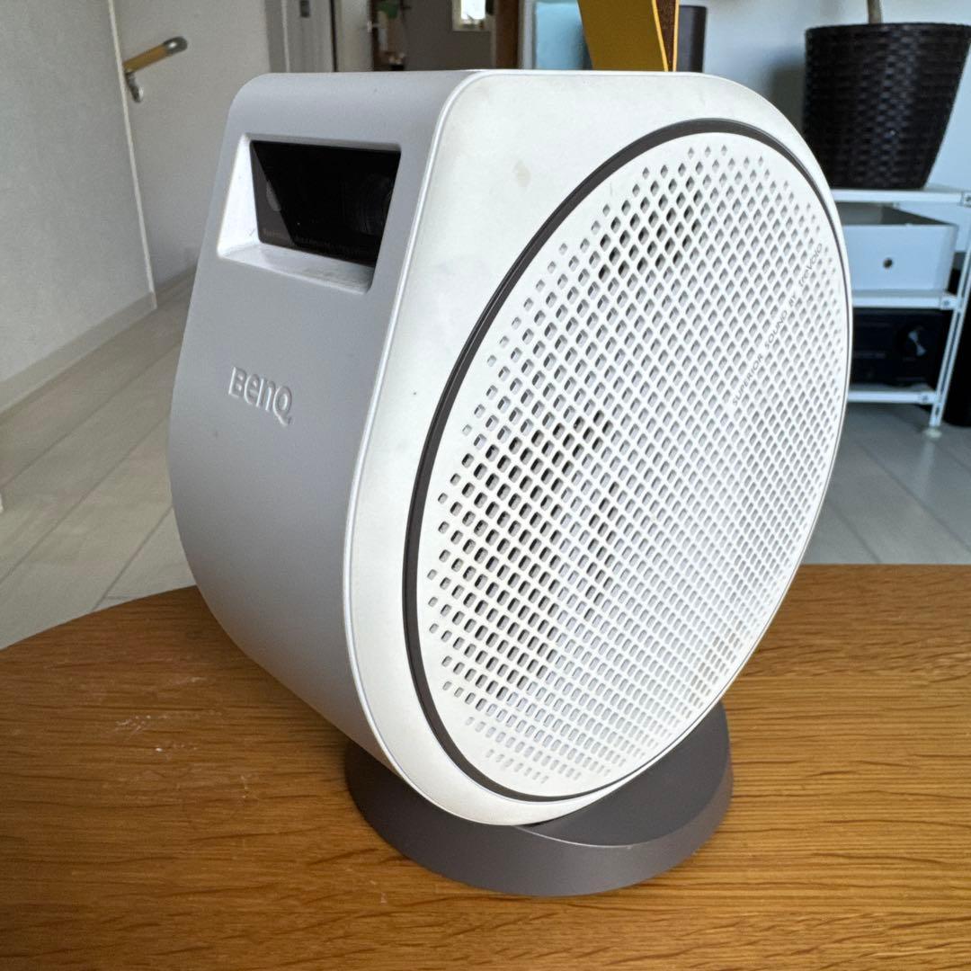 BenQ GV30 プロジェクター 本体　キャリーケース付き