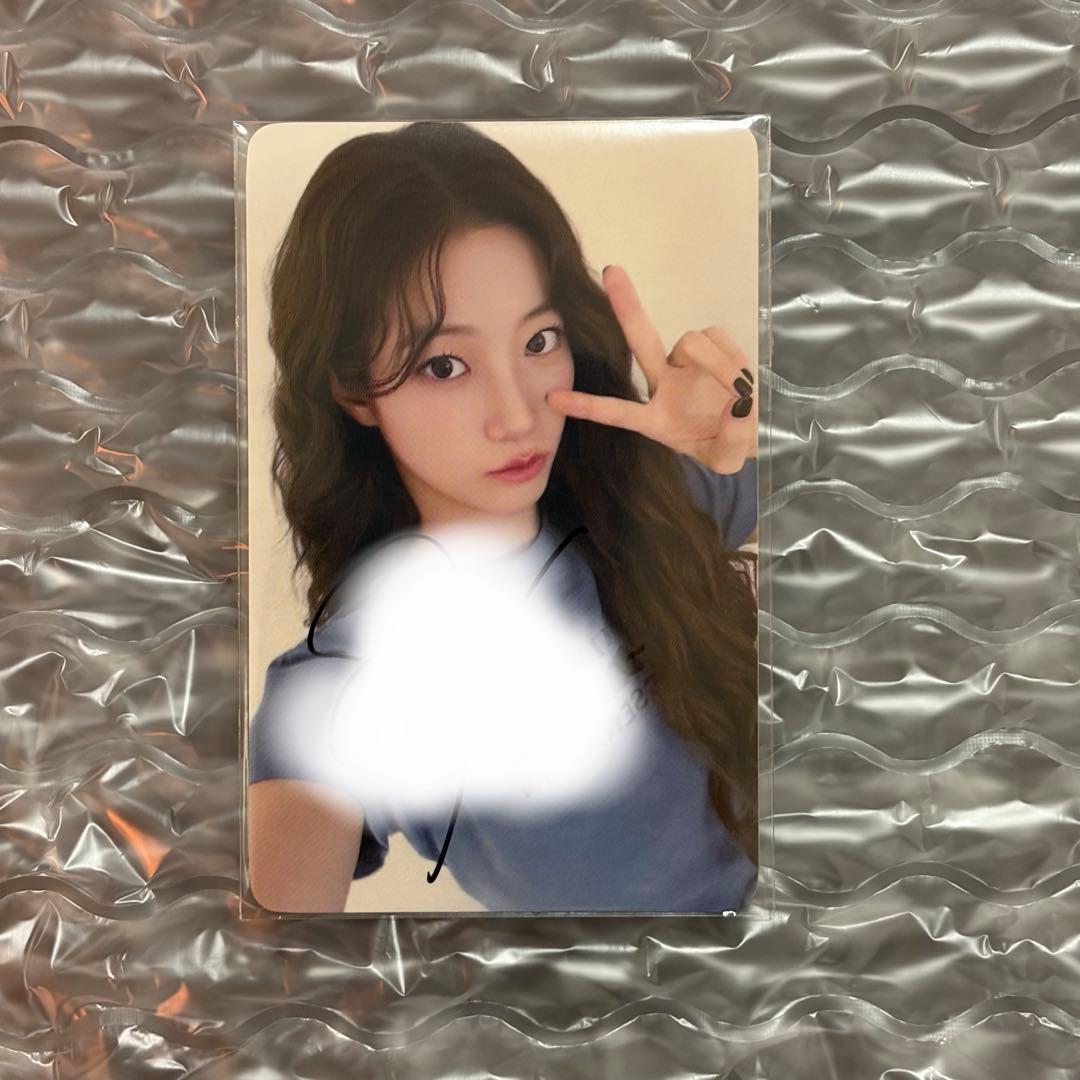 LE SSERAFIM カズハ サイン トレカ SPAGHETTI ラキドロ