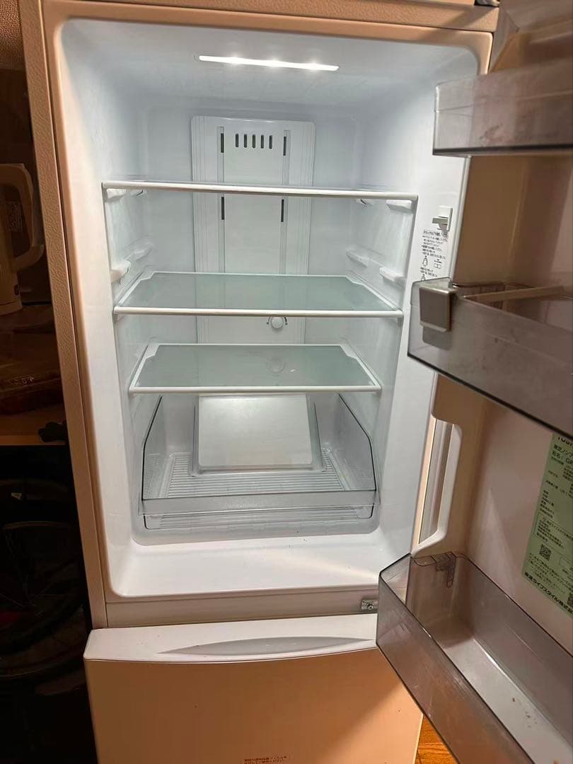 TOSHIBA 冷蔵庫 京都市送料無(他地域も無料有り) 26年3月中旬発送