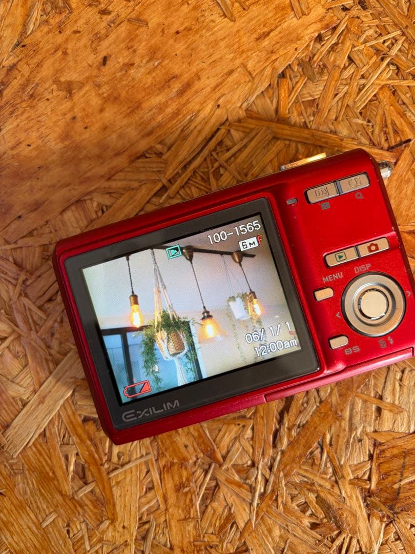 CASIO EXILIM デジタルカメラ レッド