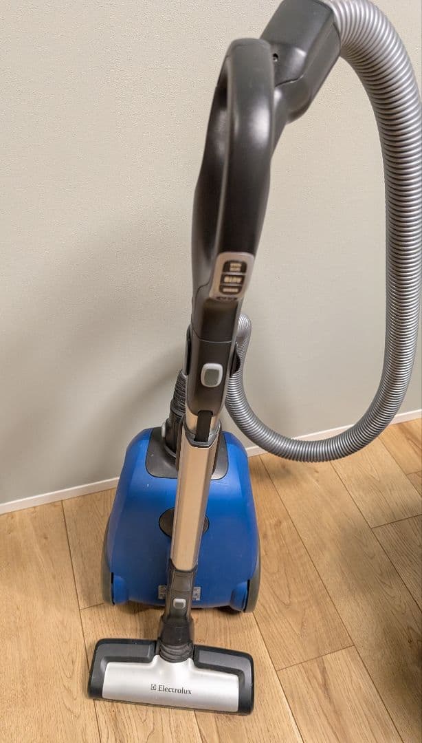 エレクトロラックス　エルゴスリー　キャニスター掃除機 本体