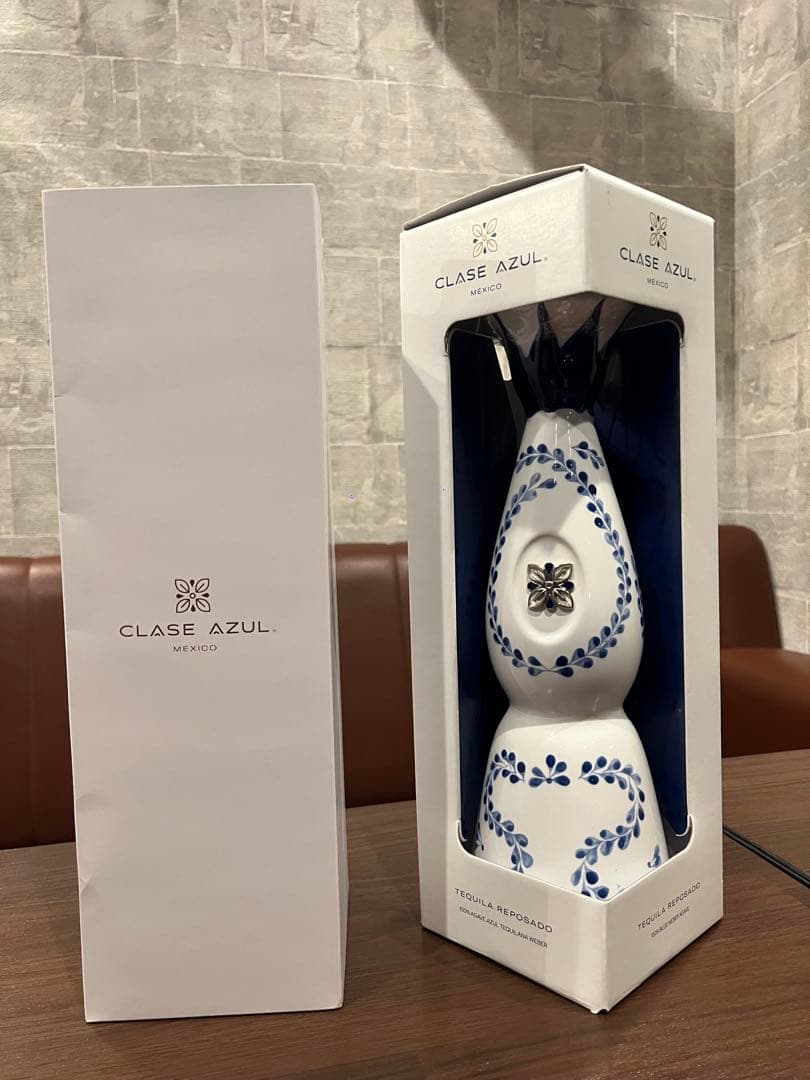 CLASE AZUL テキーラ 750ml クラセスアール　レポサド　40度