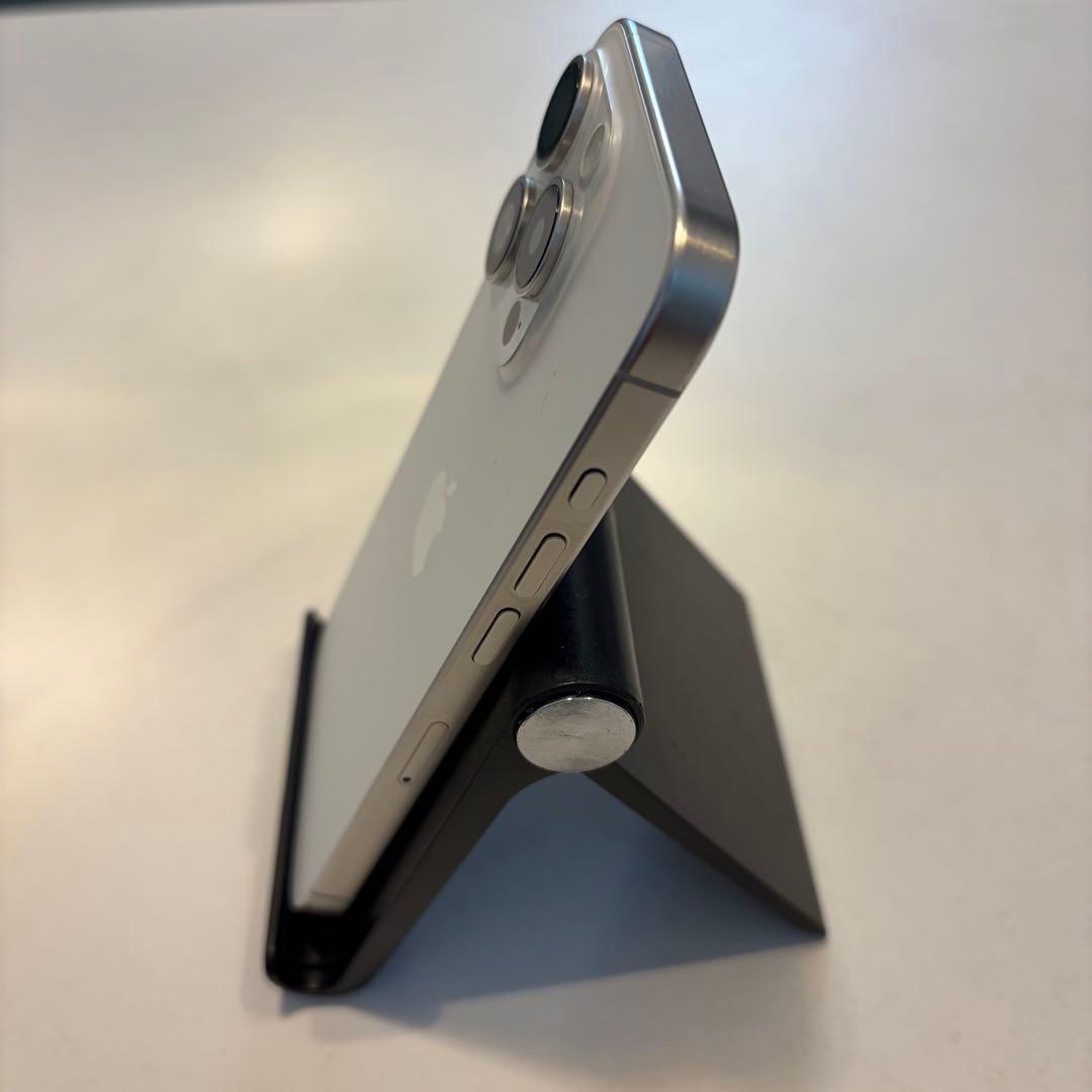 iphone15pro ホワイトチタニウム 512GB