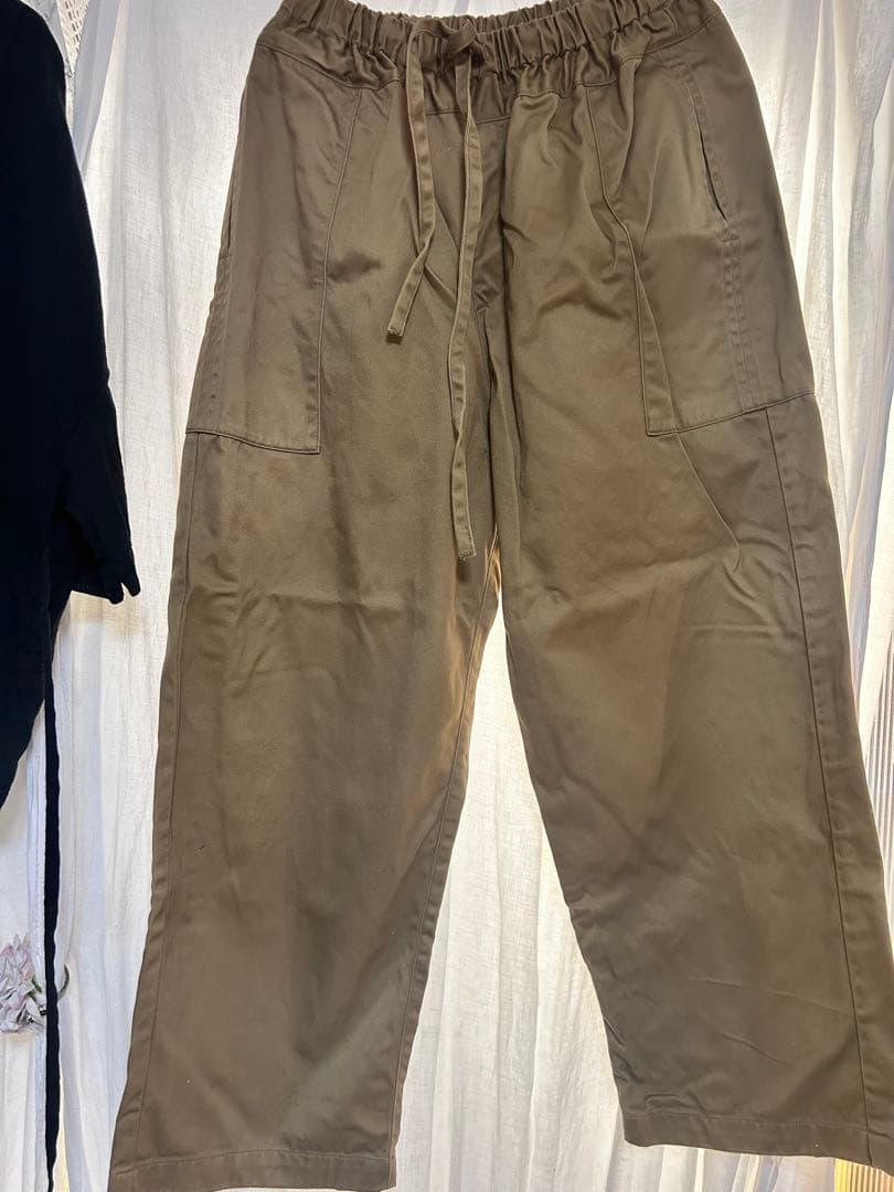 homspun 高密度ウエポンギャザーパンツ colorキャメル