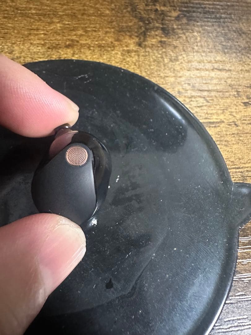 SONY 1000X ワイヤレスイヤホン ブラック 充電ケース付き