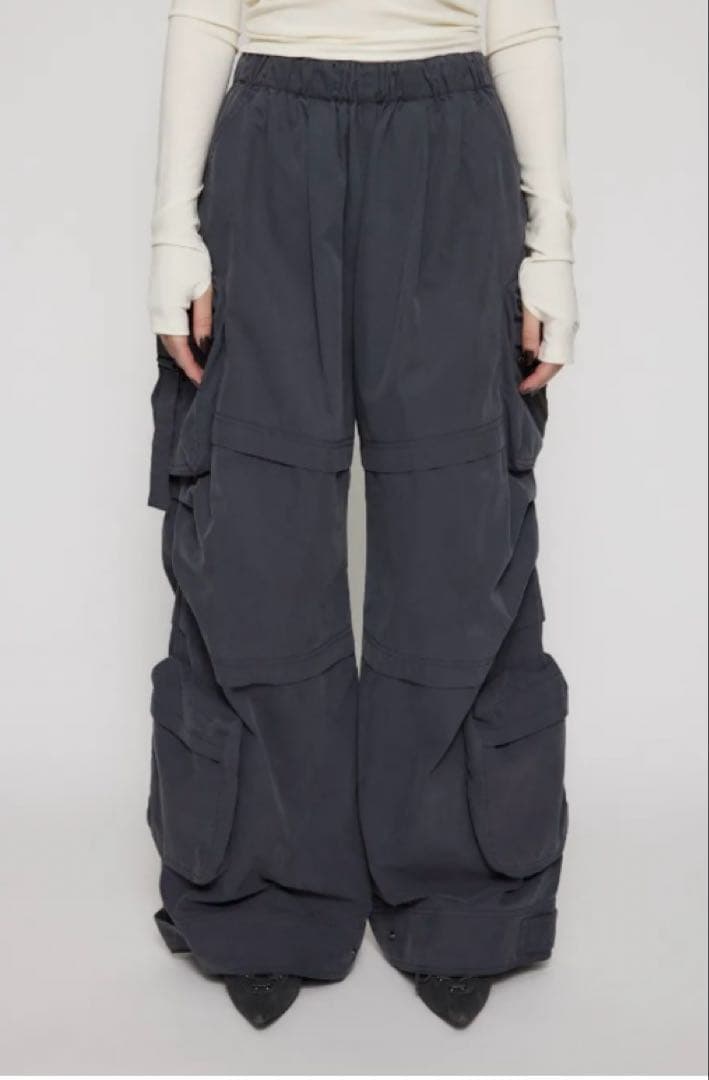 SEIRA×LAGUA VOLUME カーゴパンツ