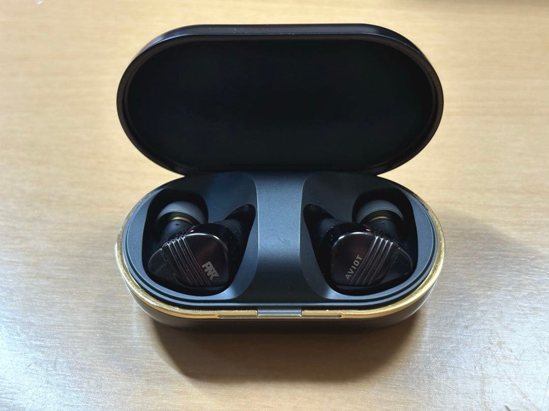 ピヤホン8 AVIOT TE-W1-PNK