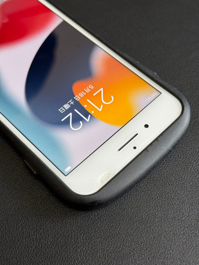 Apple iPhone 7 Plus (赤)