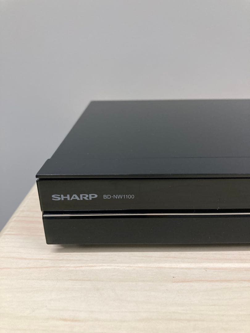 かなり綺麗　1TB シャープ　AQUOS ブルーレイ BD-NW 1100