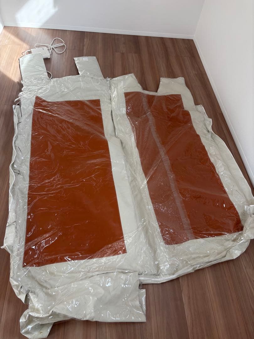 １８万円EUROPEAN LUXURY TREATMENT　サウナ　岩盤浴マット