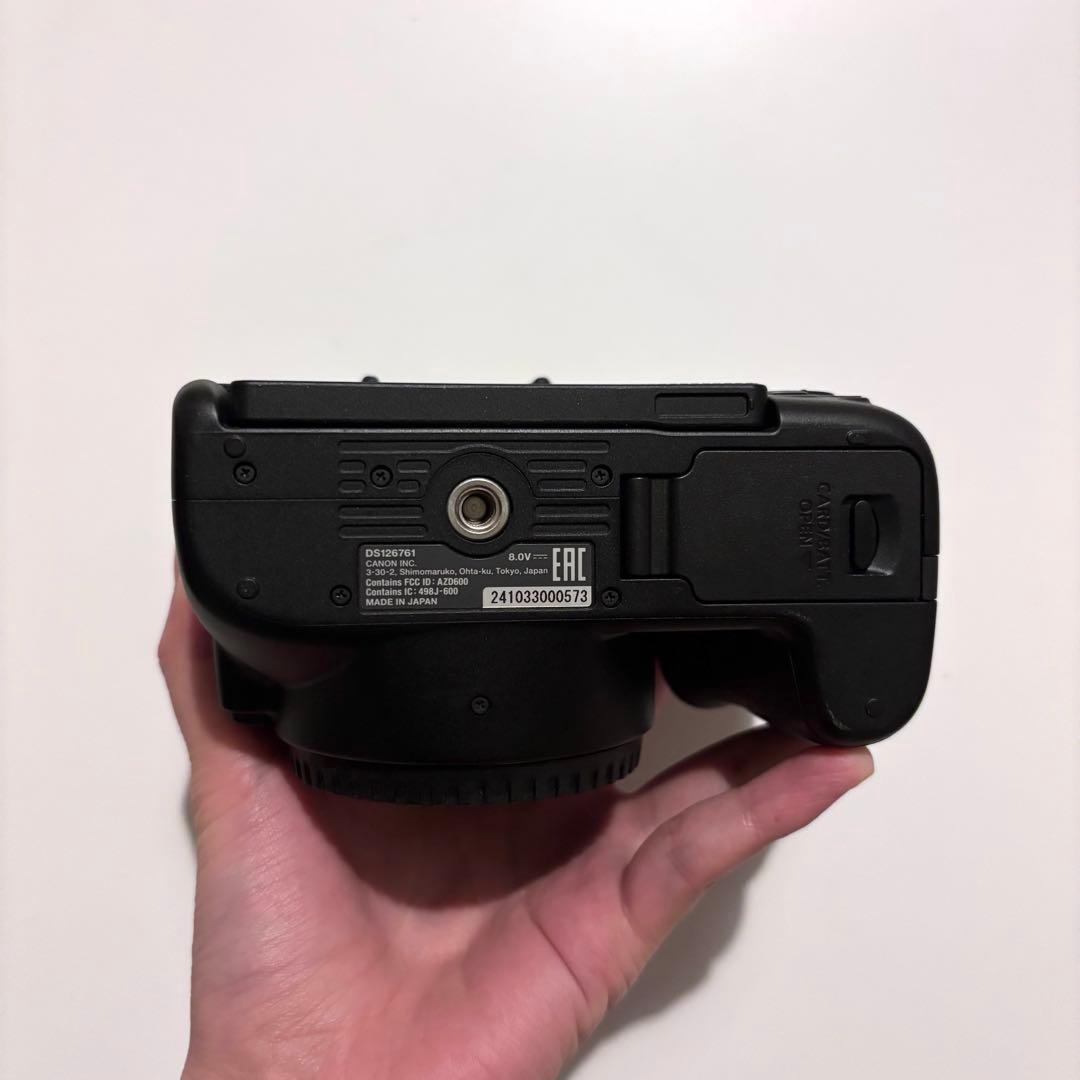 Cù Quang Khiêm キヤノンEOS KissX10 レンズキット