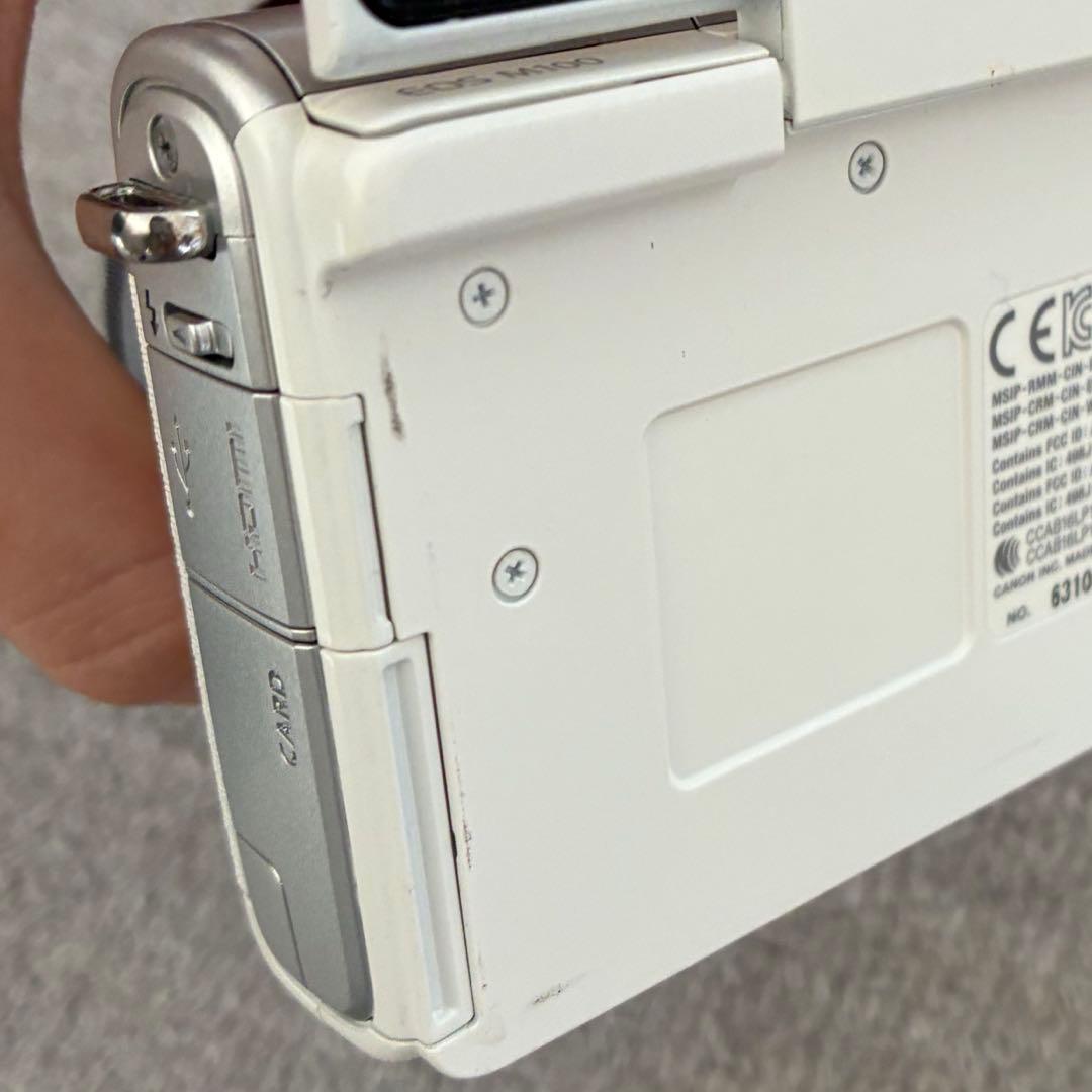 デジタルカメラ Canon EOS M100