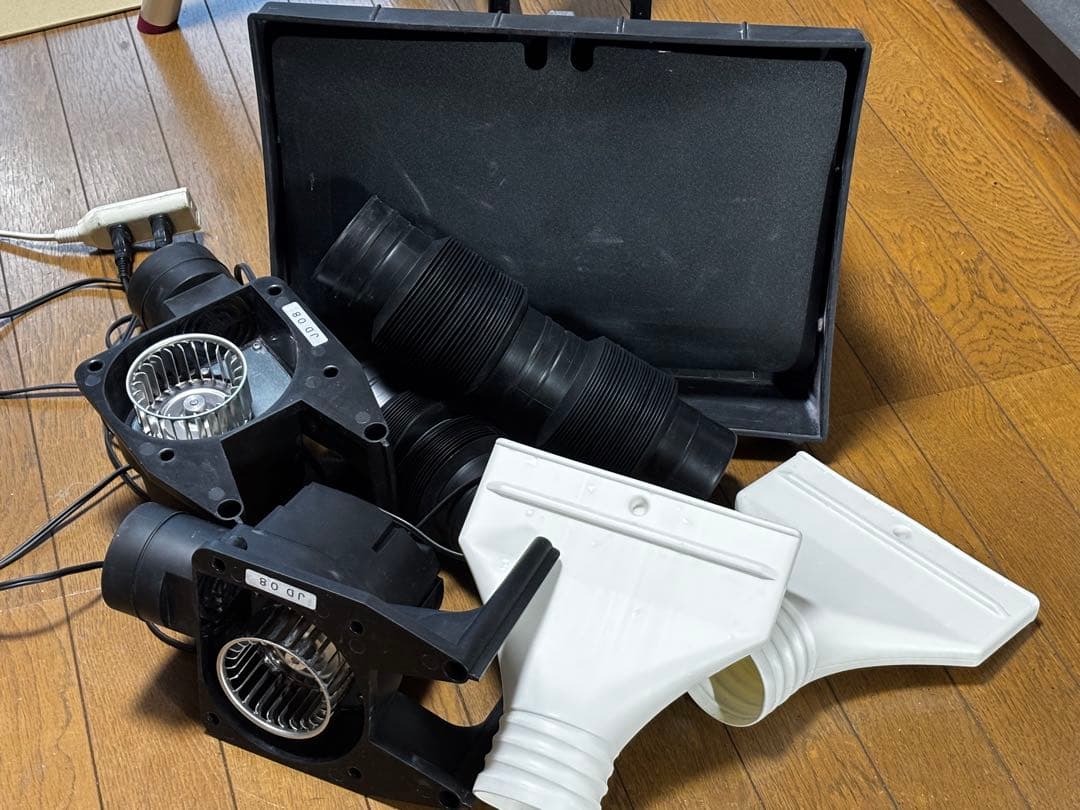 タミヤ スプレーワーク ペインティングブース II 排気口2個付き