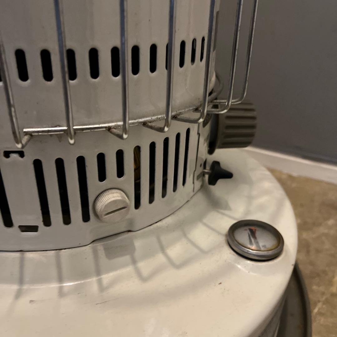 【横浜】トヨトミ 5.62kw石油ストーブ KS-56A 対流式　ダルマストーブ