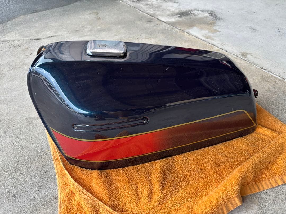 z400fx ガソリンタンク　燃料タンク