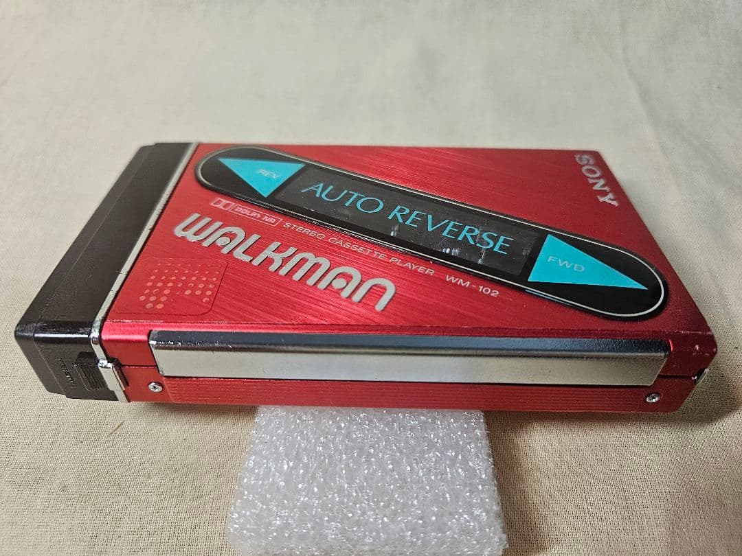 整備済み動作品　WM-102 カセットウォークマン　ポータブルプレイヤー