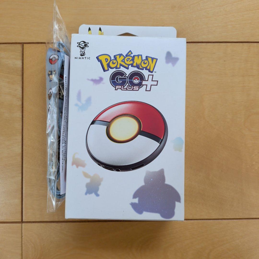 ポケモンGOプラス　Pokemon GO PLUS+　店舗購入特典ストラップ付き