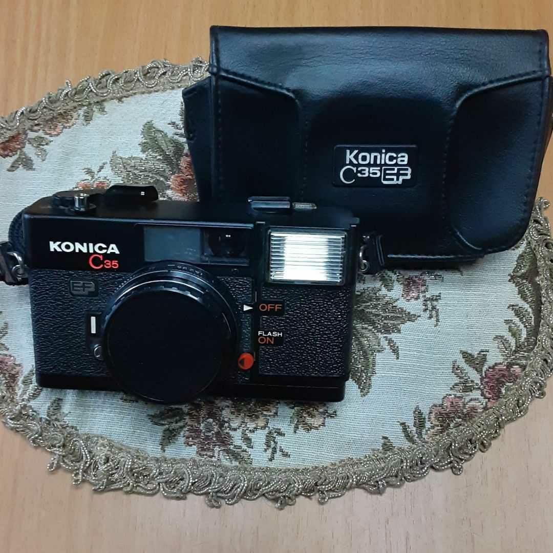 KONICA C35 EF ブラックコンパクトフィルムカメラ