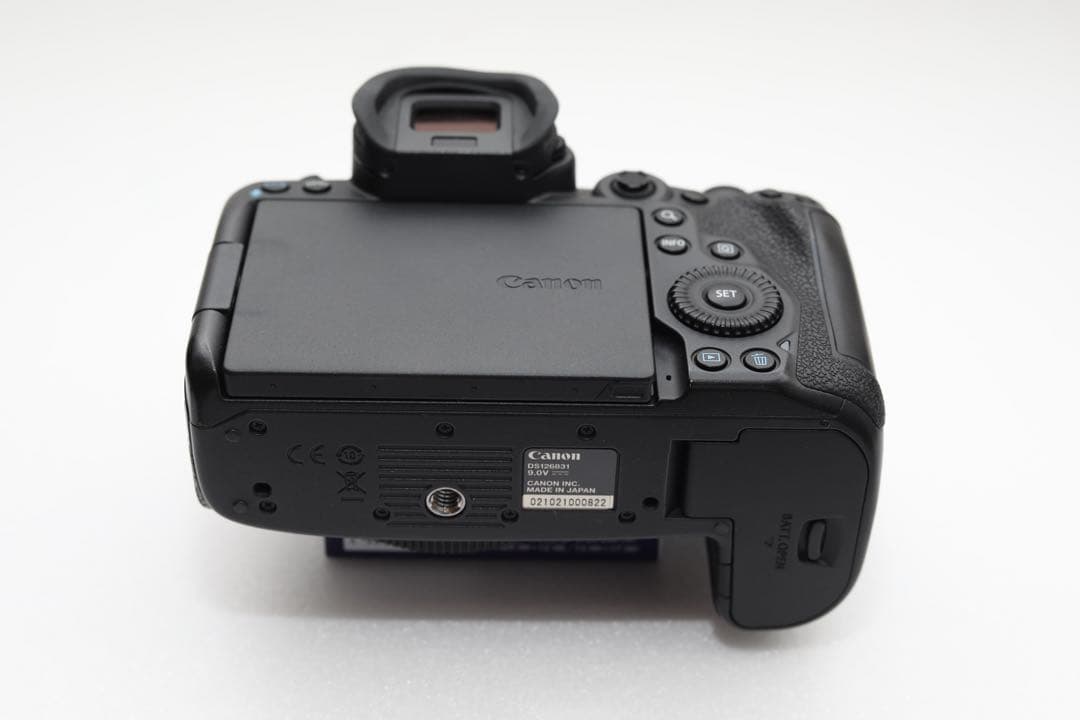 Canon EOS R5 ミラーレス一眼カメラ　【良品】