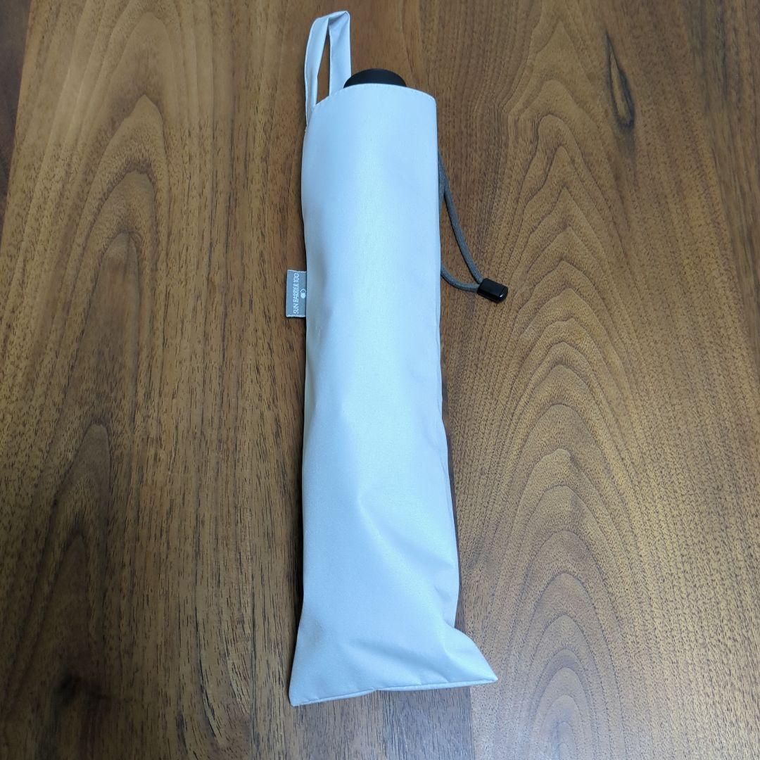 サンバリア100 折りたたみ日傘　２段折 コンパクト / 無地 ホワイト