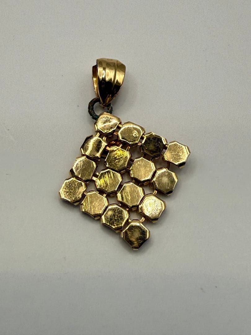 K18 ペンダントトップ チェーンなし