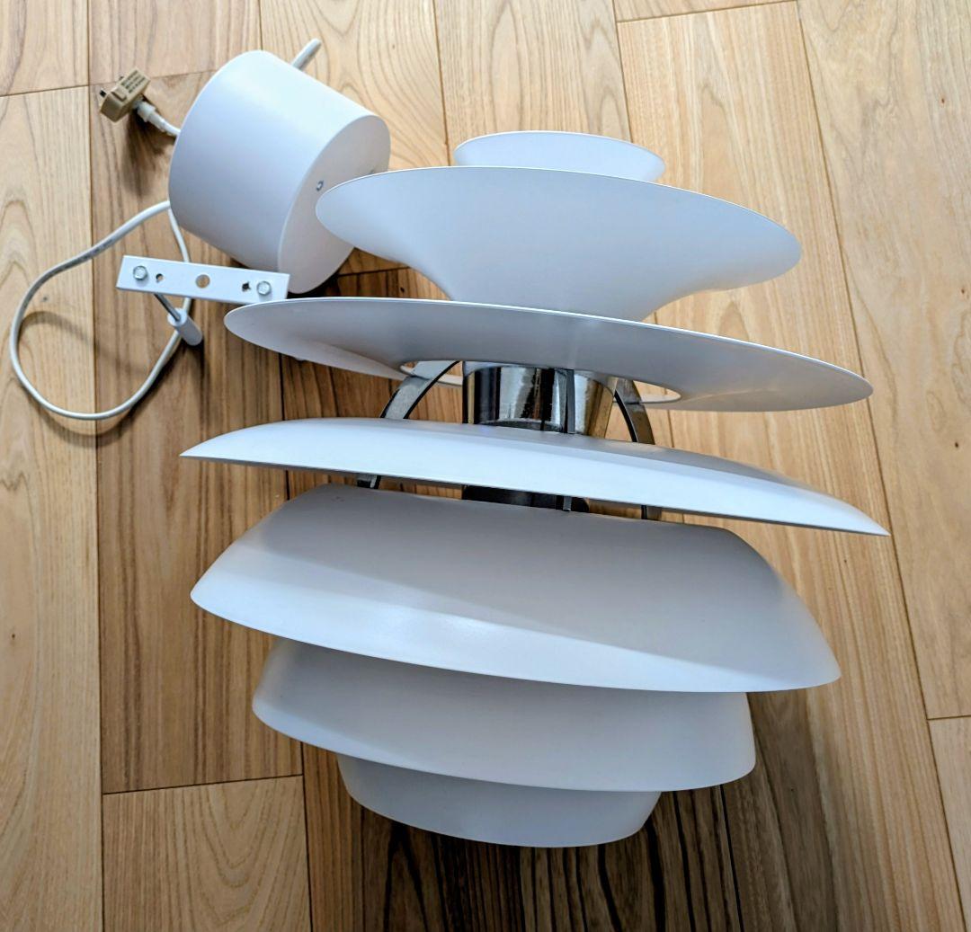 ルイスポールセン　スノーボール　リプロダクト品　ホワイト ペンダントライト