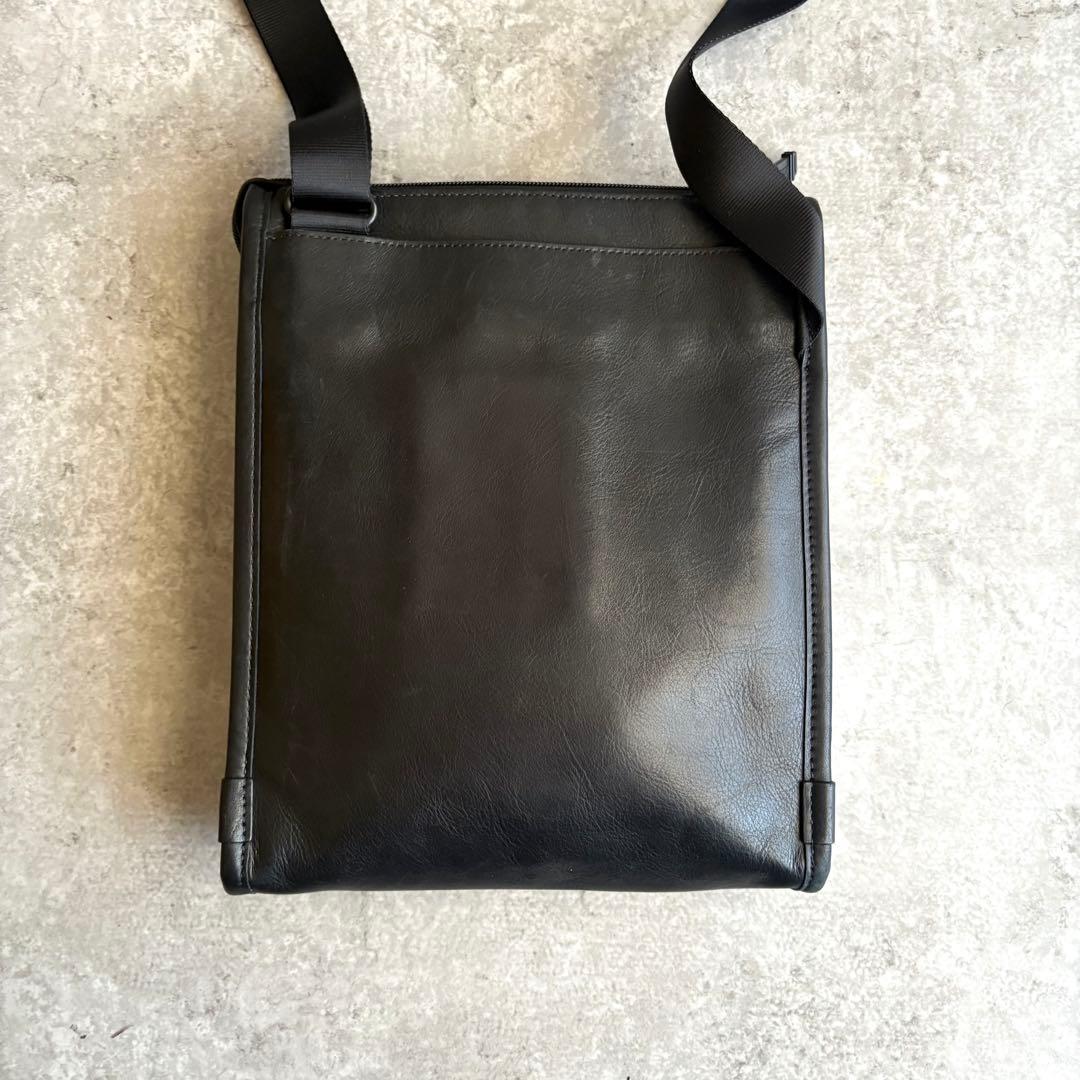 【reoncoco様】TUMI レザー ショルダーバッグ クロスボディ