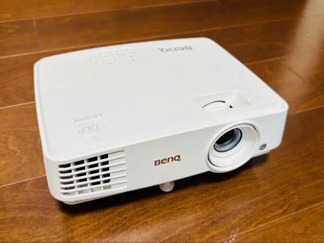 BenQ TW526 プロジェクター