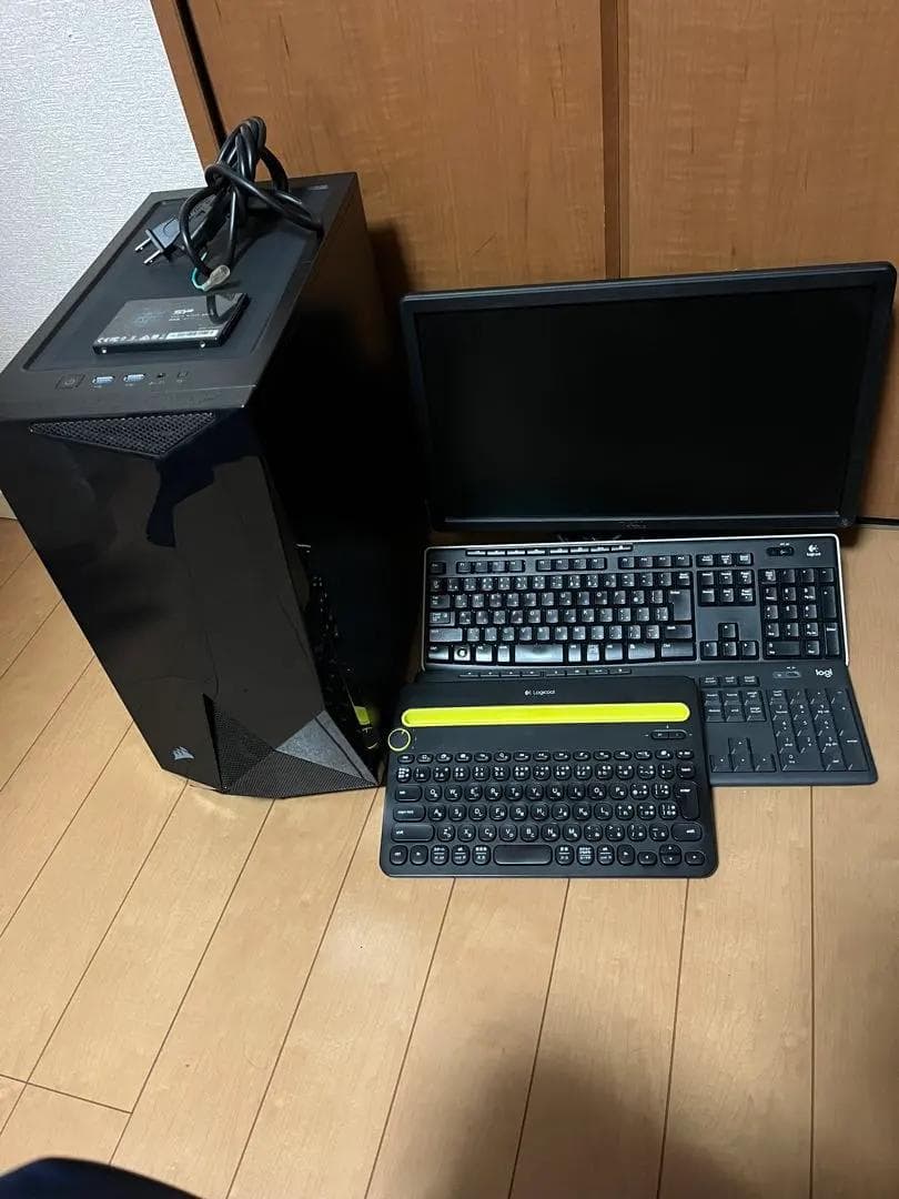 【ジャンク品】ゲーミングPC/モニタ/ワイヤレスキーボード×３など