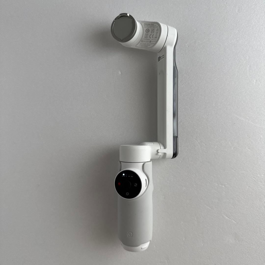 AI追跡搭載ジンバル Insta360 Flow オプションスポットライト付