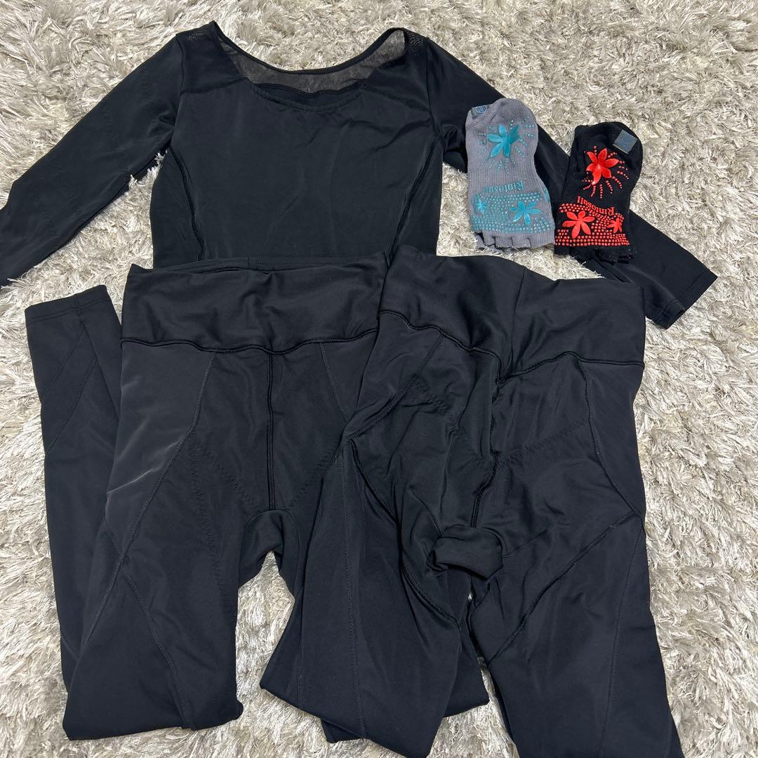 リントスル　ピラティス　ウェア　LAVA