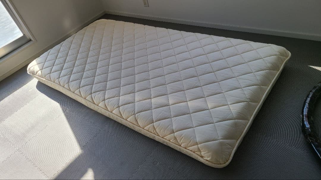 【美品】【送料込み】雲のやすらぎプレミアム　マットレス　シングルサイズ　１