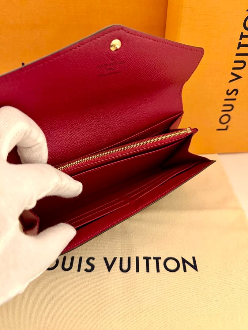 LOUIS VUITTON ポルトフォイユサラ　フューシャ　長財布