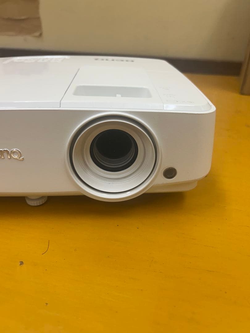 プロジェクター BenQ MS527