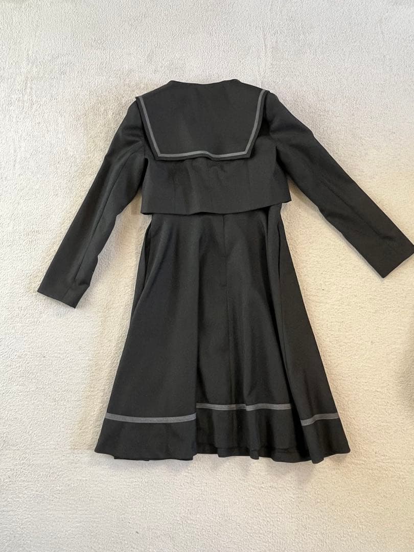 セーラー襟付きグレースーツ　サイズ150