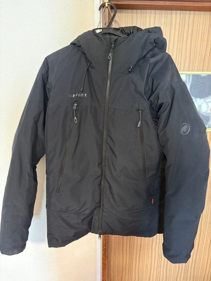 MAMMUT ダウンジャケット黒　ブラック　1011-00780