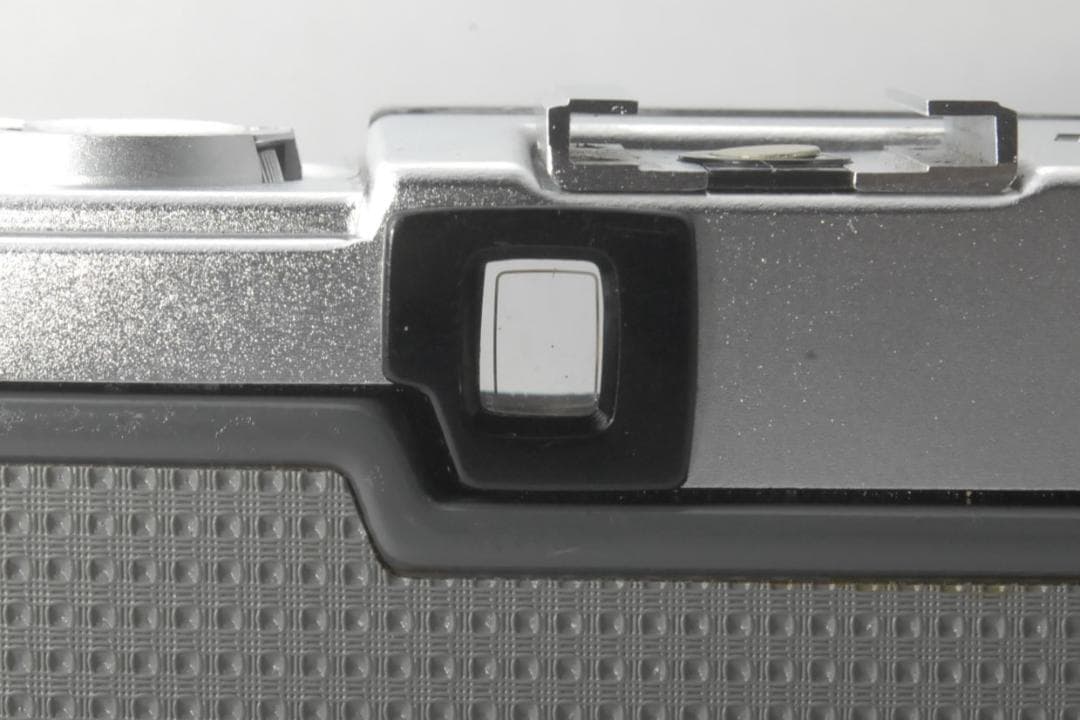 フィルムカメラ OLYMPUS PEN EE-2