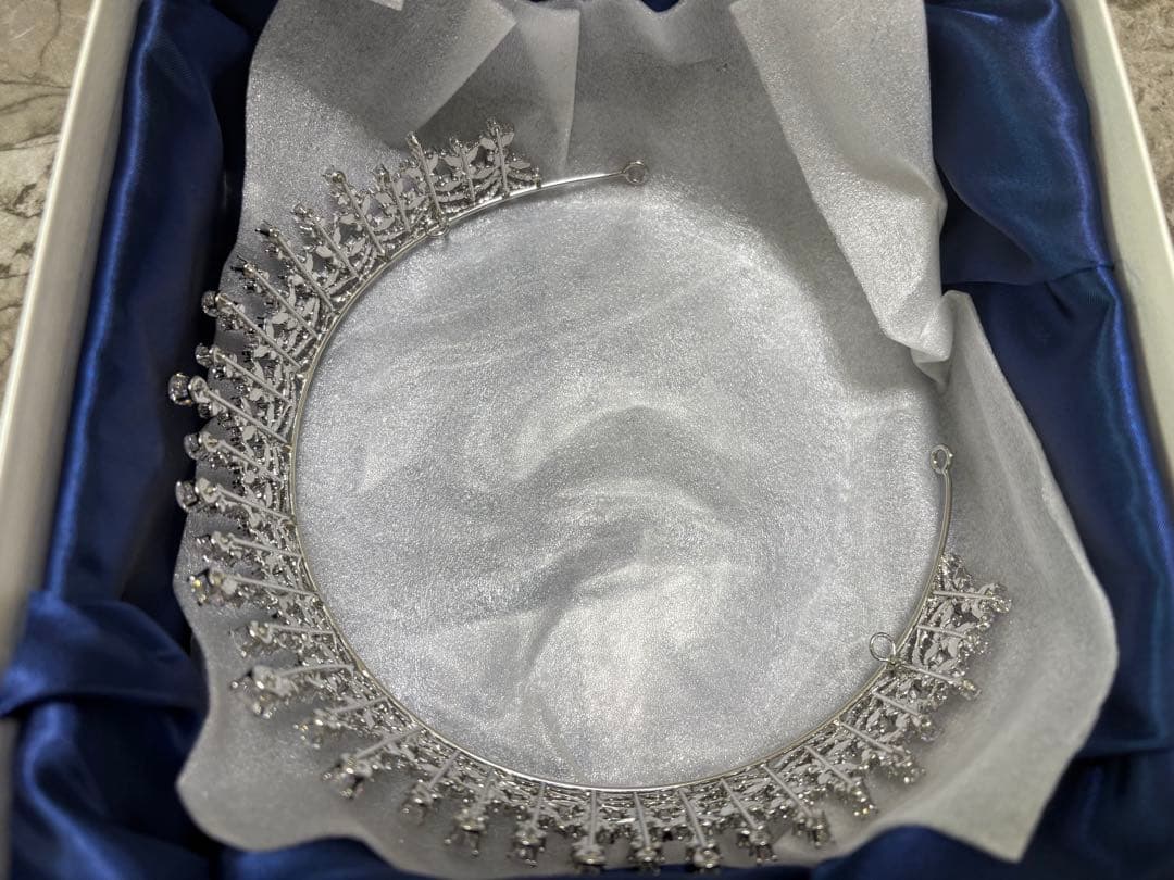 ラブティアラ ハドリージルコニアティアラ