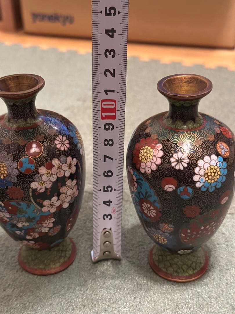 七宝花紋図花生（一対） 明治 時代（19世紀）