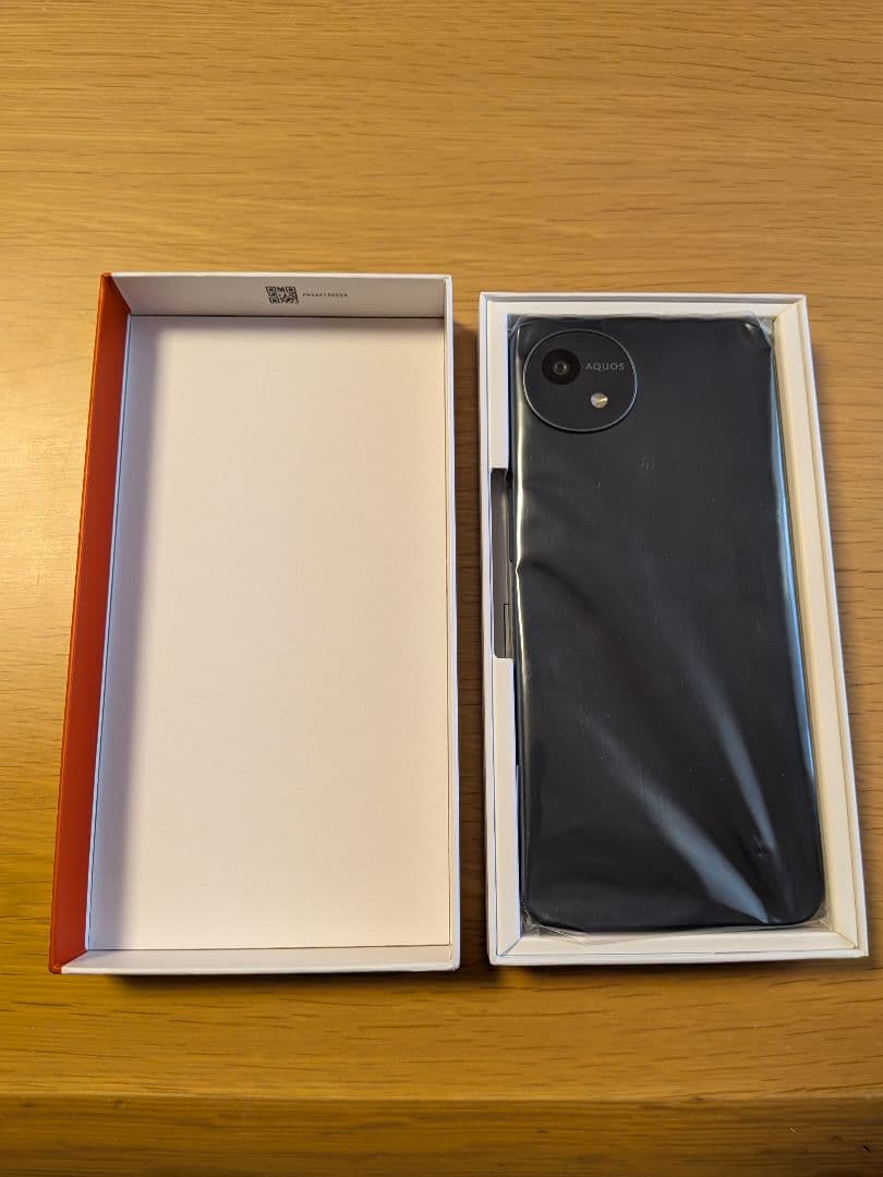 docomo AQUOS wish 4 本体 ブラック 新品未使用