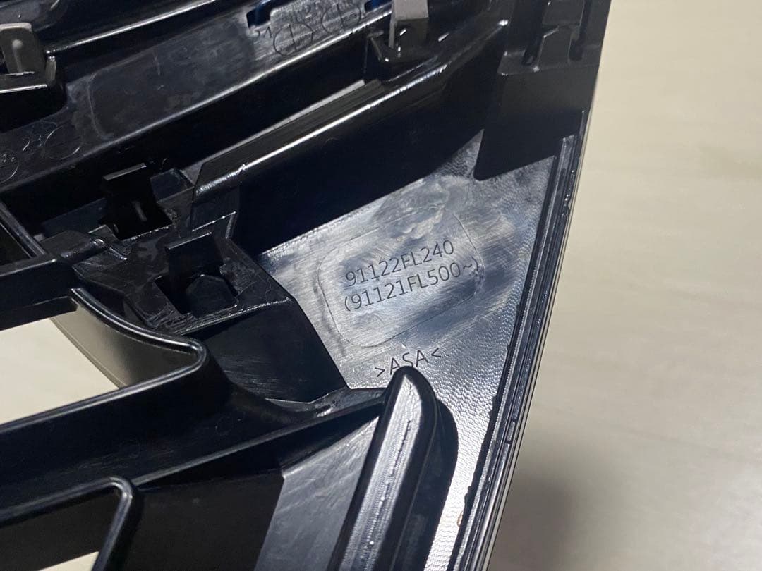 【新品未使用】SUBARU XV 純正フロントグリル