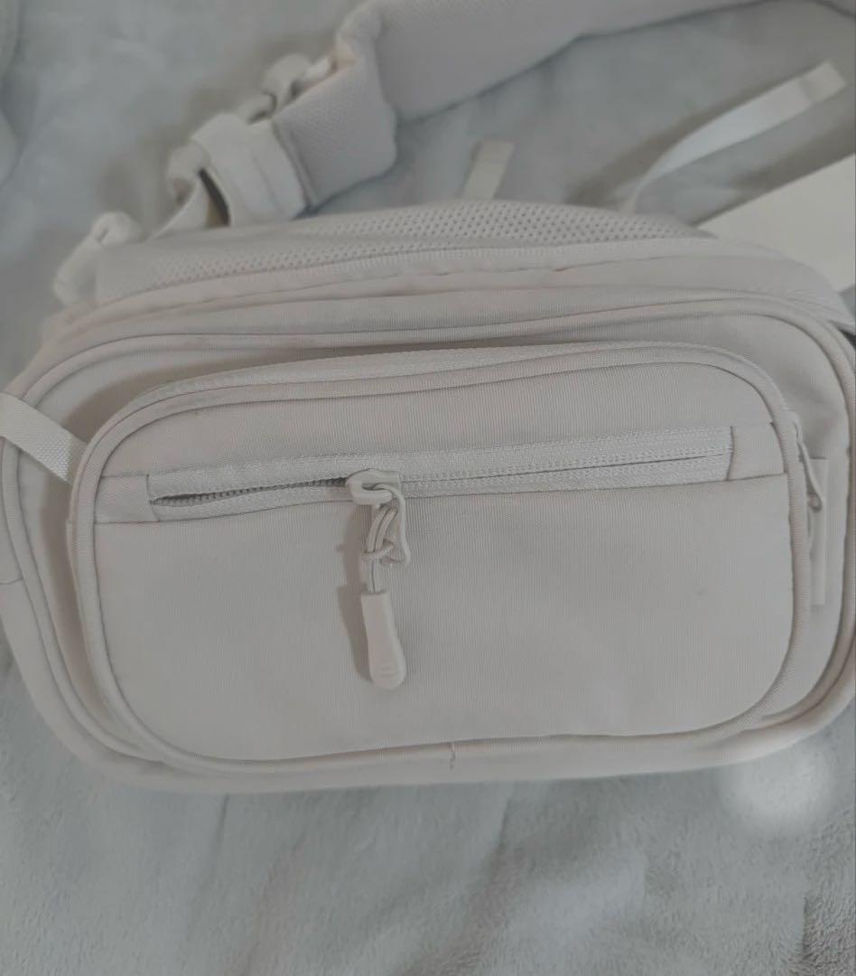 【値下げ！】POMULU ポムル ヒップシート アイボリー