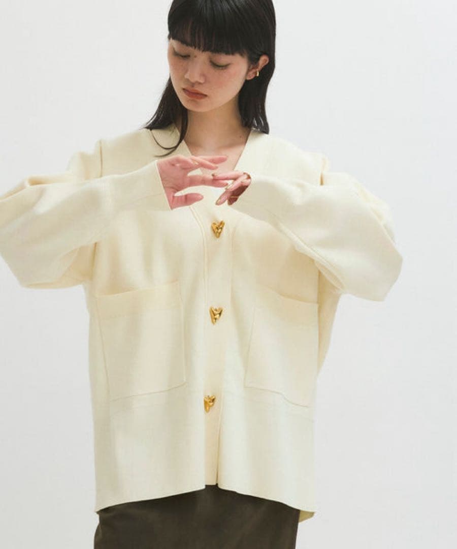 ADAM ET ROPÉ FEMME ハートボタンミドルカーディガン