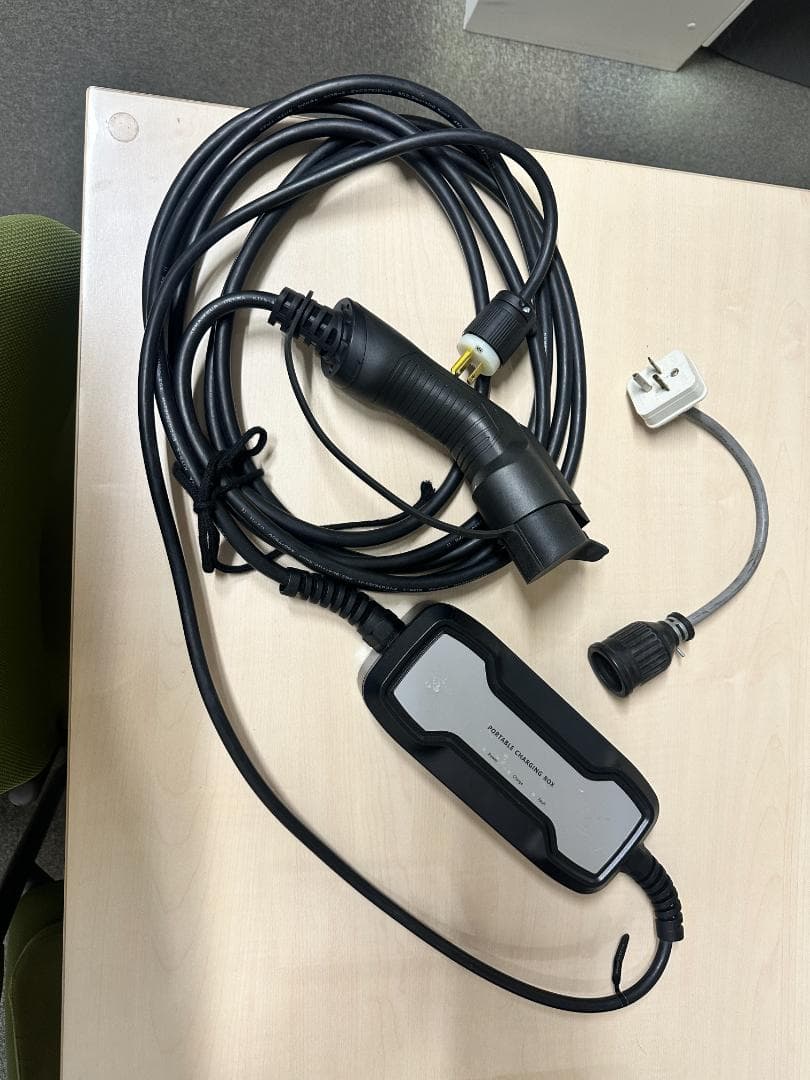 EV充電ケーブル100v,6m,日産リーフ、、テスラ