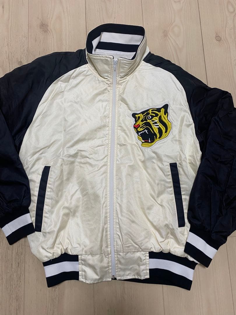 阪神タイガース　スタジアムジャンパー【レア】アシックス製　Lサイズ ユニフォーム