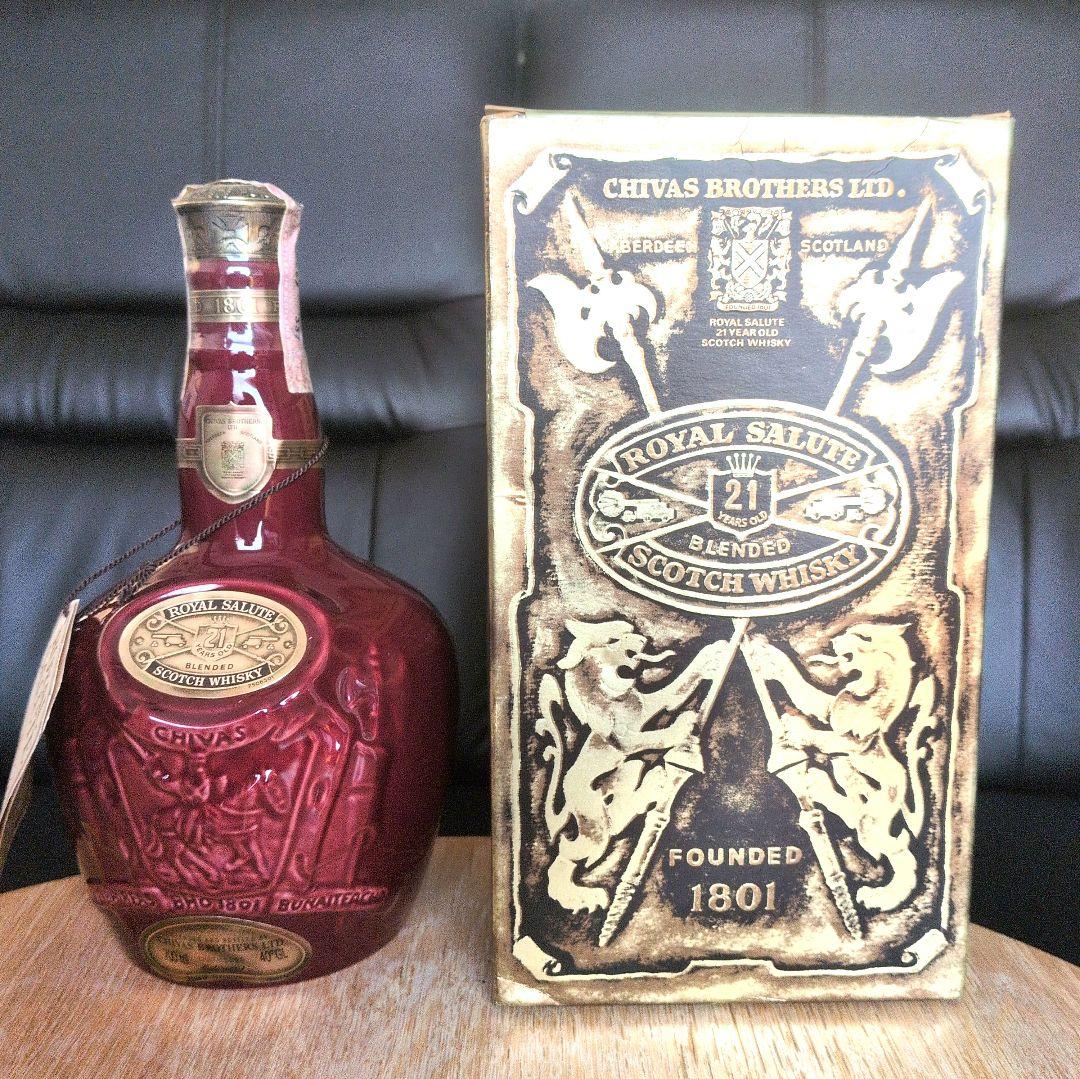  Salute 21年 ブレンデッドスコッチウイスキー　赤陶器ボトル