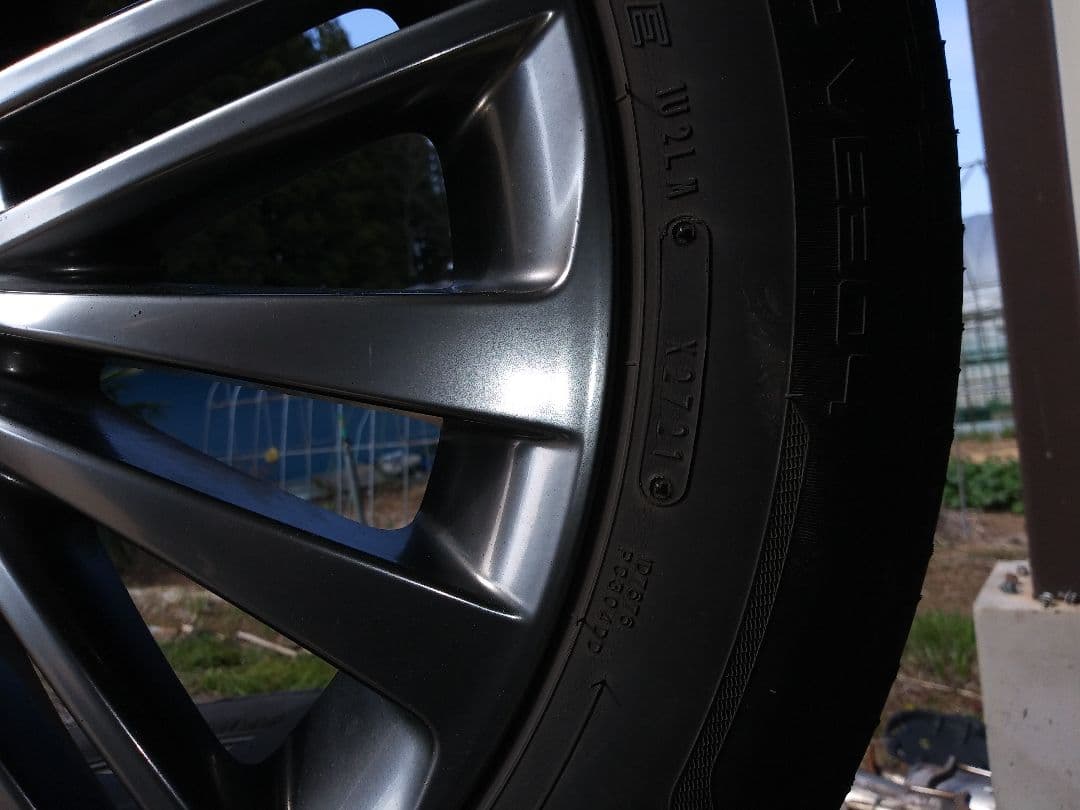 21系クラウン純正17インチアルミホイールタイヤ4本セット　引き取り限定