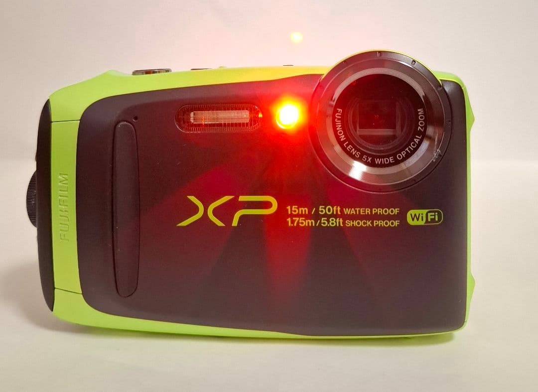 [極美品]スマホに転送可能 FUJIFILMFinepix XP90 コンデジ