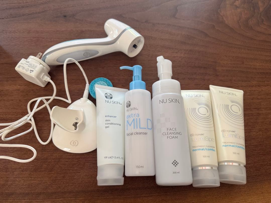 《ミーさま専用》NU SKIN LumiSpa 美顔器セット